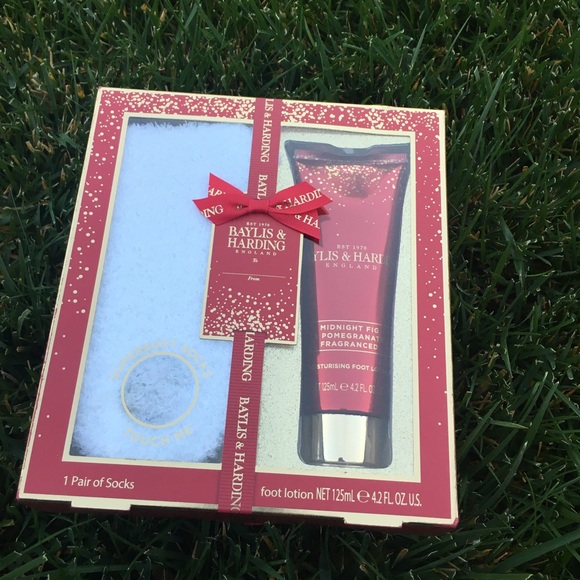 NWT BaylisHarding body lotion&socks soft set - Picture 6 of 8